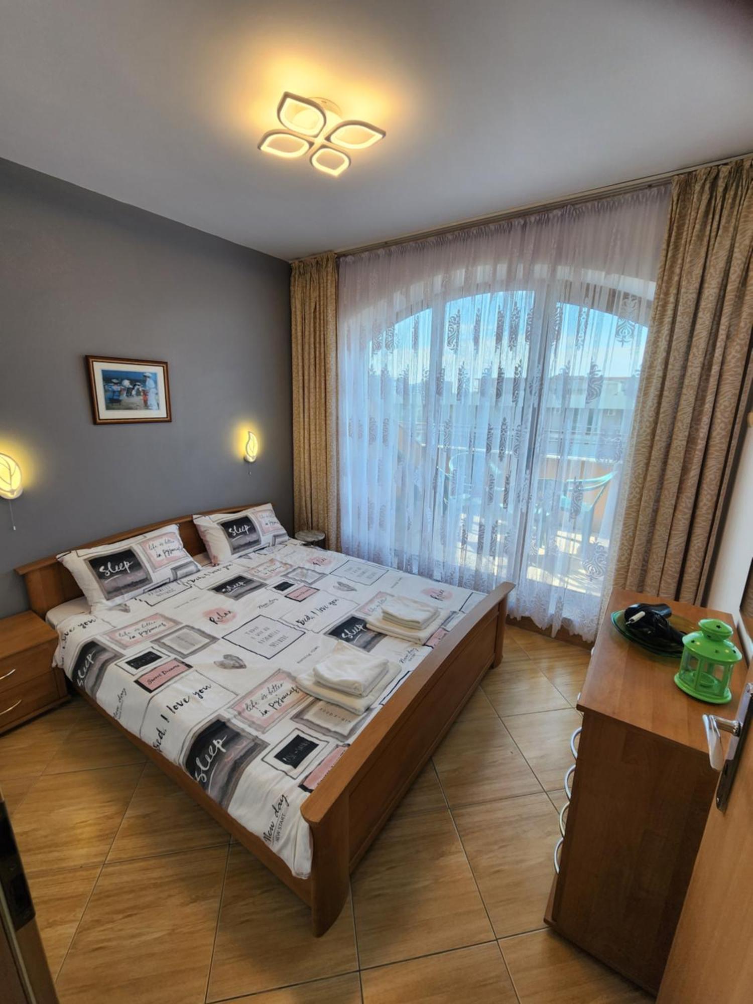 Golden Dreams Apartment サニービーチ 部屋 写真