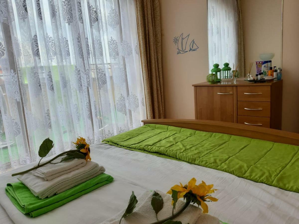 Golden Dreams Apartment サニービーチ エクステリア 写真